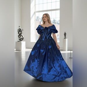 Vintage 80s Iridescent Navy Blue Gown | Size 11/12 Vintage